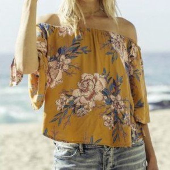 NWOT Billabong S off shoulder top - Picture 1 of 3